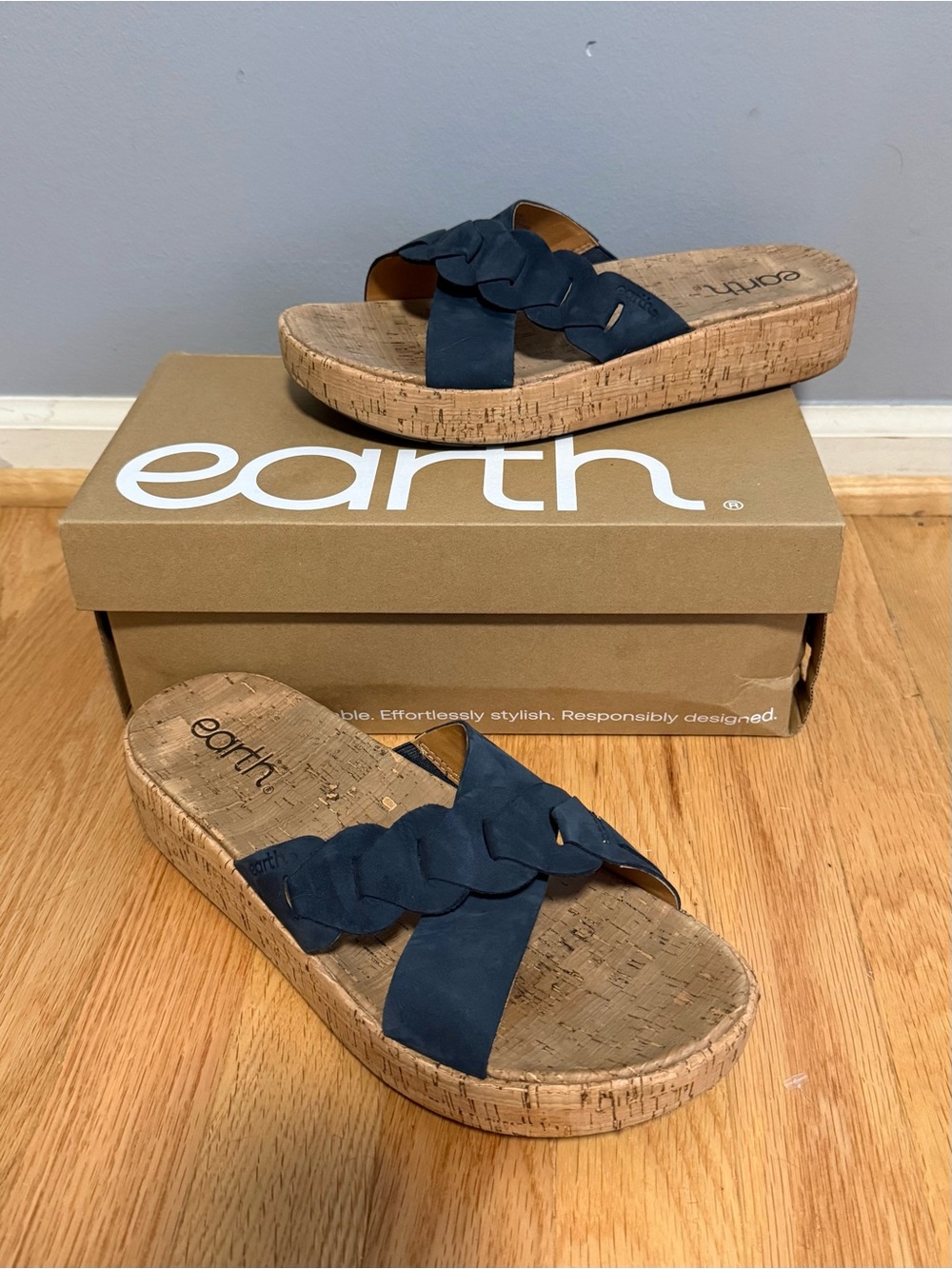Earth Scotti Dark Blue Criss Cross Slip On Wedge Sandal Shoes 10
